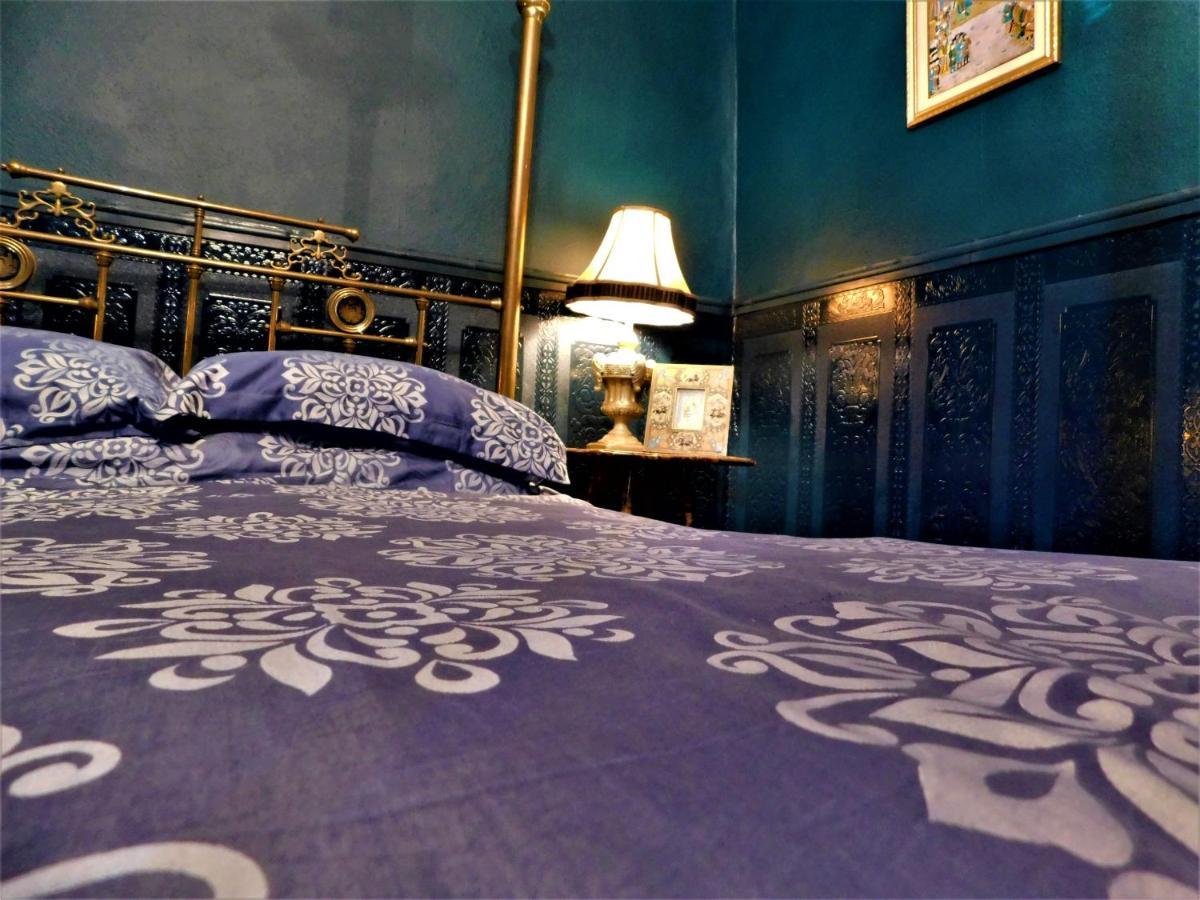 The Bear Bread Bakery B&B, Ensuite Rooms Above The Bakery, Colyton Экстерьер фото