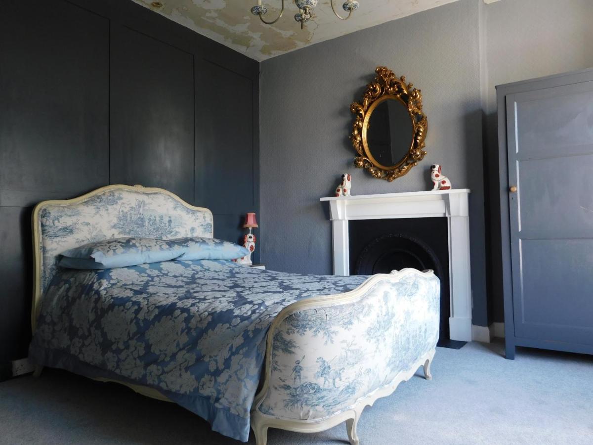 The Bear Bread Bakery B&B, Ensuite Rooms Above The Bakery, Colyton Экстерьер фото