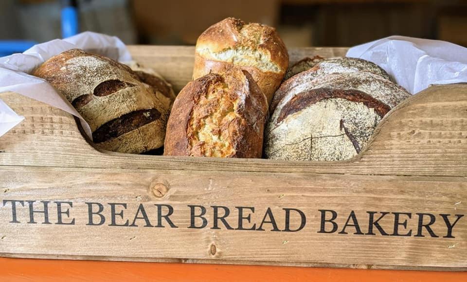 The Bear Bread Bakery B&B, Ensuite Rooms Above The Bakery, Colyton Экстерьер фото