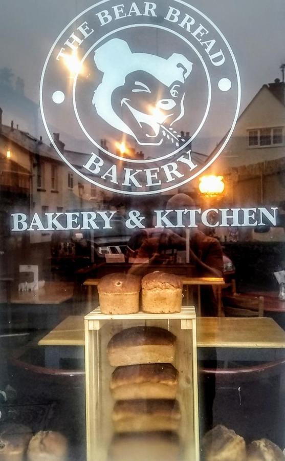 The Bear Bread Bakery B&B, Ensuite Rooms Above The Bakery, Colyton Экстерьер фото