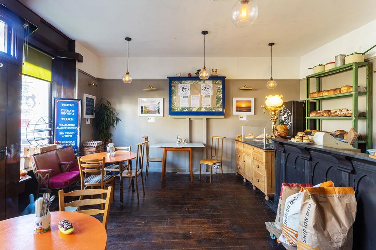 The Bear Bread Bakery B&B, Ensuite Rooms Above The Bakery, Colyton Экстерьер фото